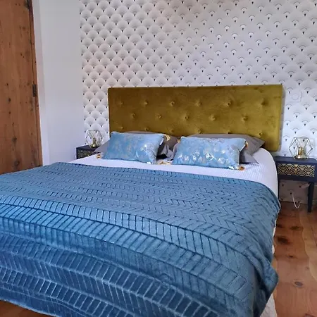 Couette-café Le Grenier Des Moineaux Chezchristineetfabrice 3*